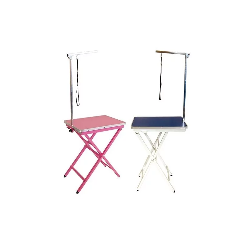 Petite table pliante avec potence